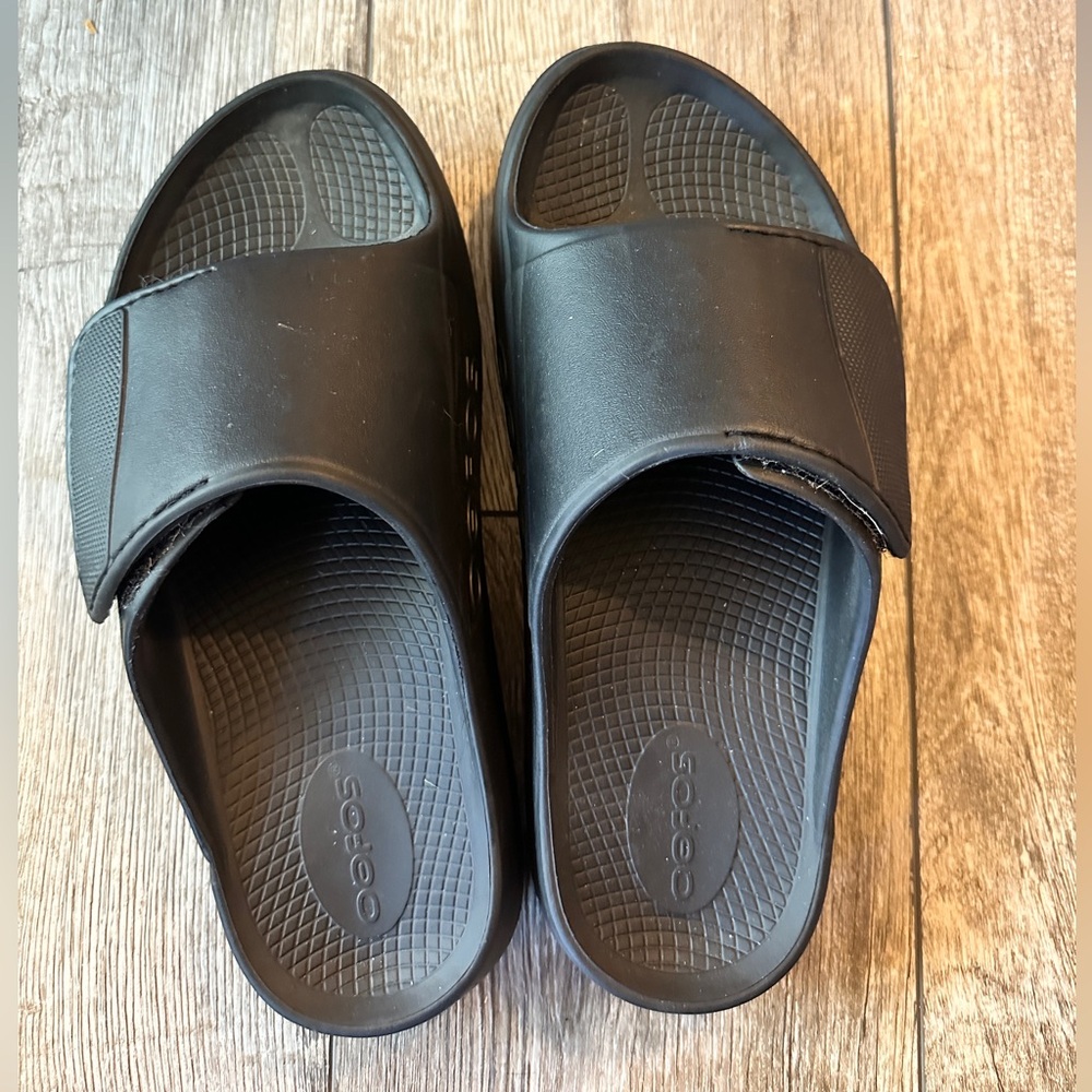 Oofos Black Ooahh Sport Slides M8/W10
